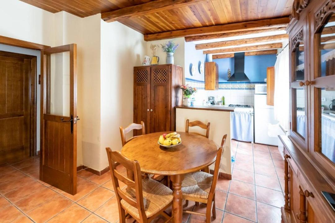 Casa La Tejeria Apartamento Bronchales Exterior foto